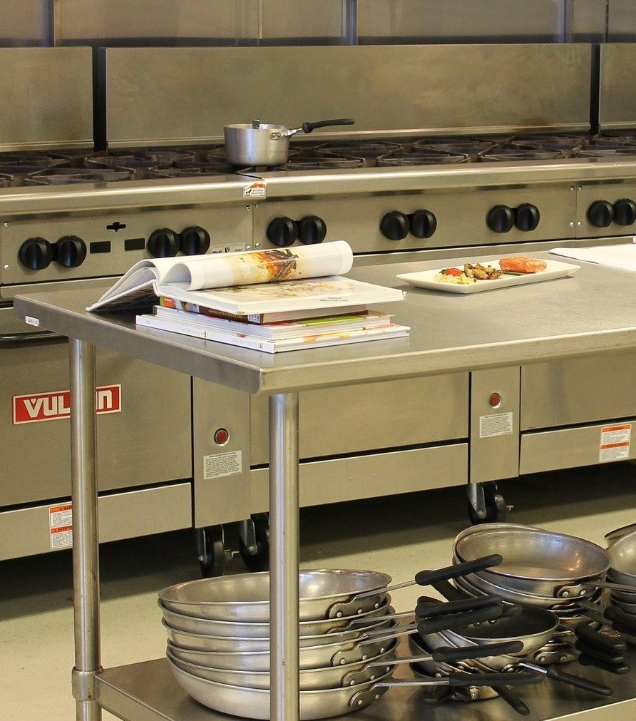 Commercial and industrial kitchens utilize odor control to neutralize strong cooking and food smells.